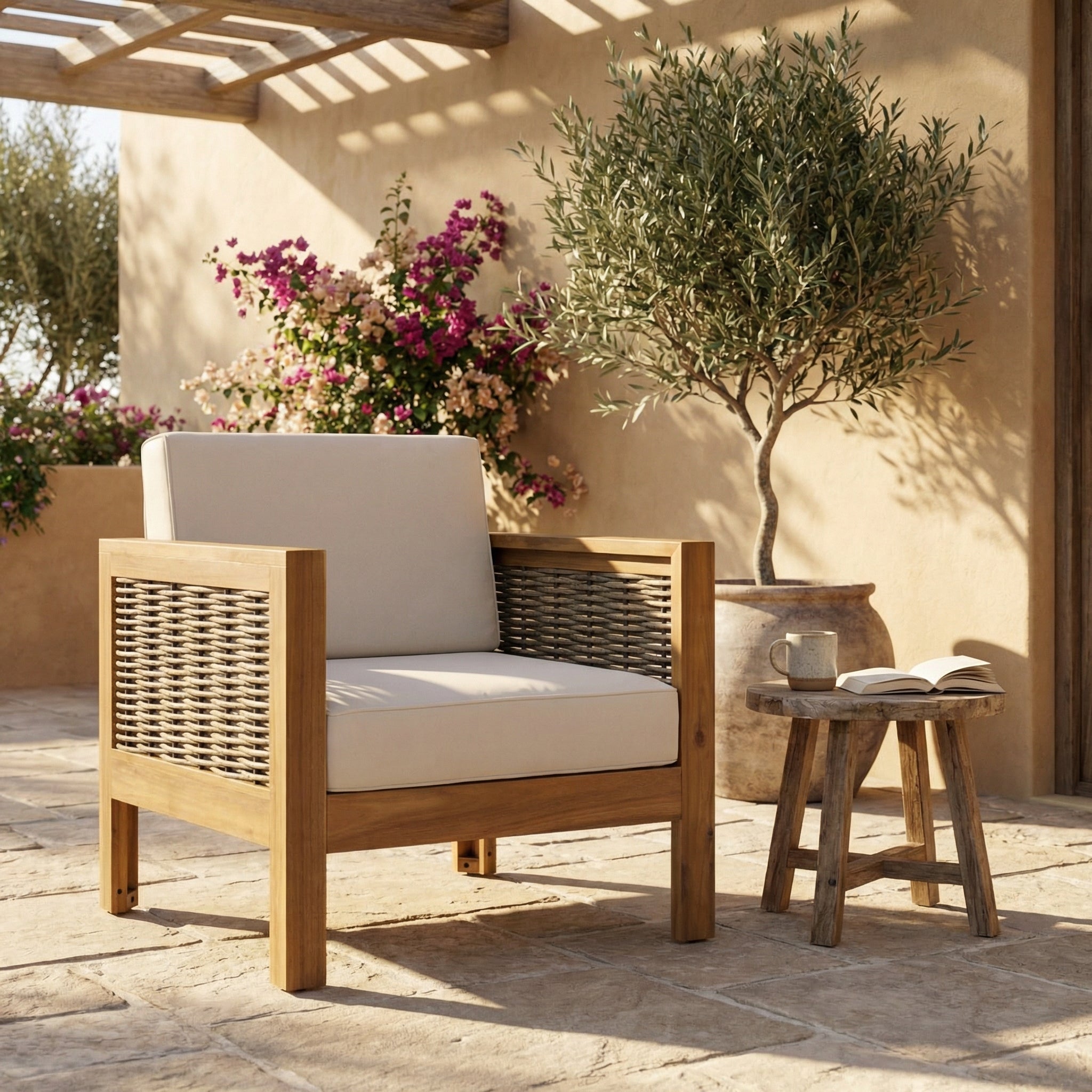 Cove Outdoor Lounge Chair